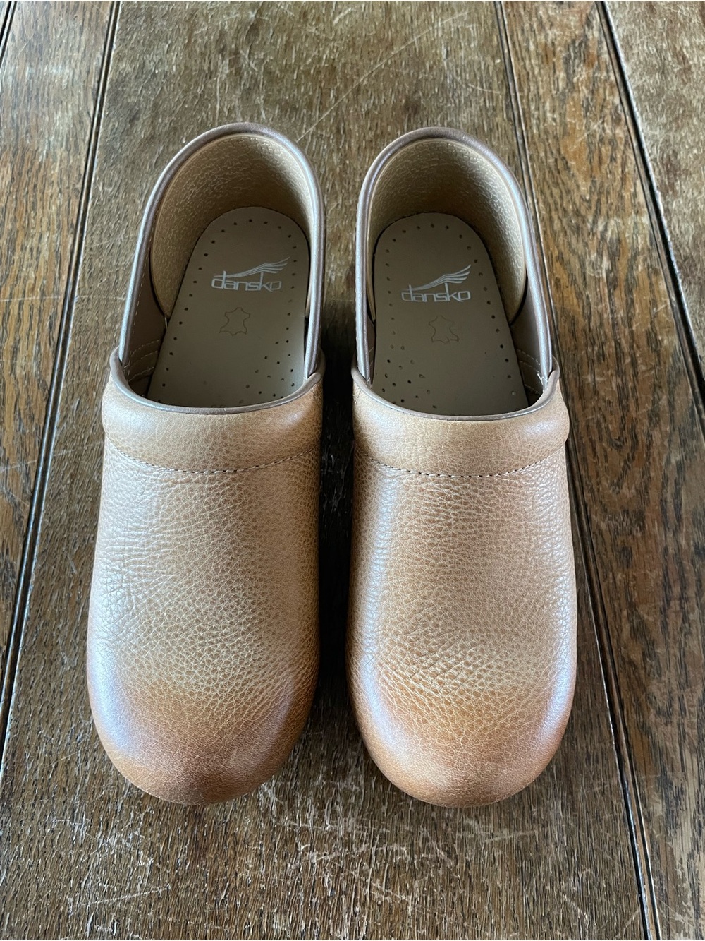 Dansko Clogs - Tan - W39
